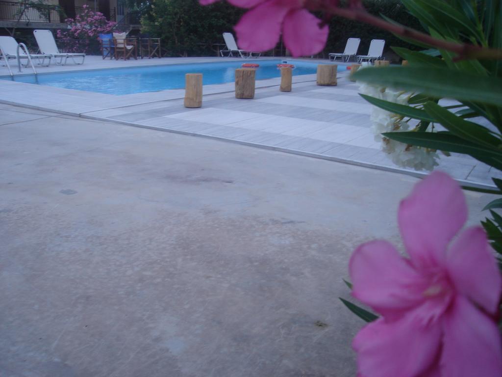 Ammos Tolo Hotel Exterior foto